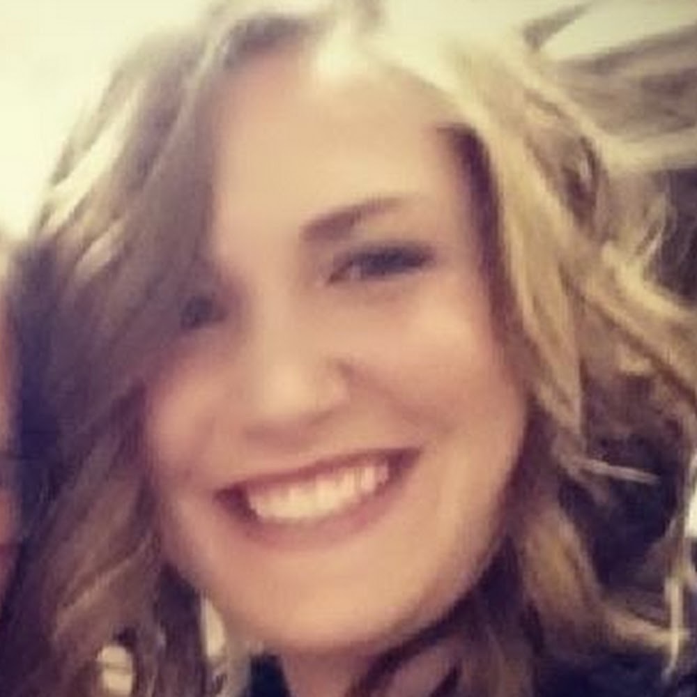 Meet your Posher, Lindsey